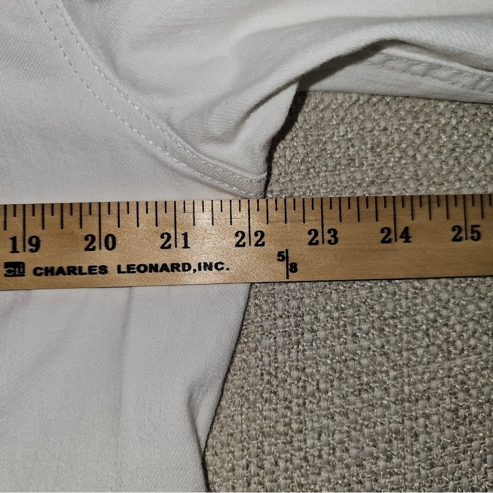White Eddie Bauer White Jean Jacket with Bronze Buttons Stretchy  XL - Picture 14 of 15